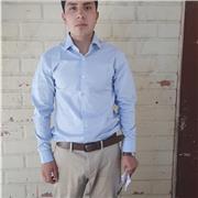 Ingeniero comercial dicta clases de matemáticas para todas las edades